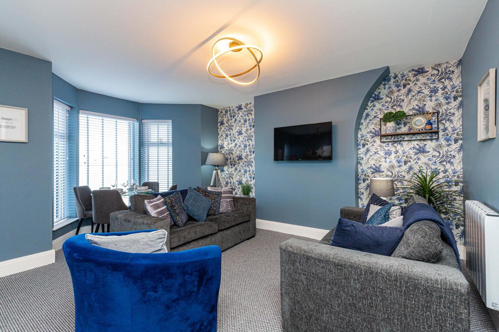 Seafront Apartment - Sleeps 6 - Gateway To The Lake District - Brand New Morecambe Buitenkant foto