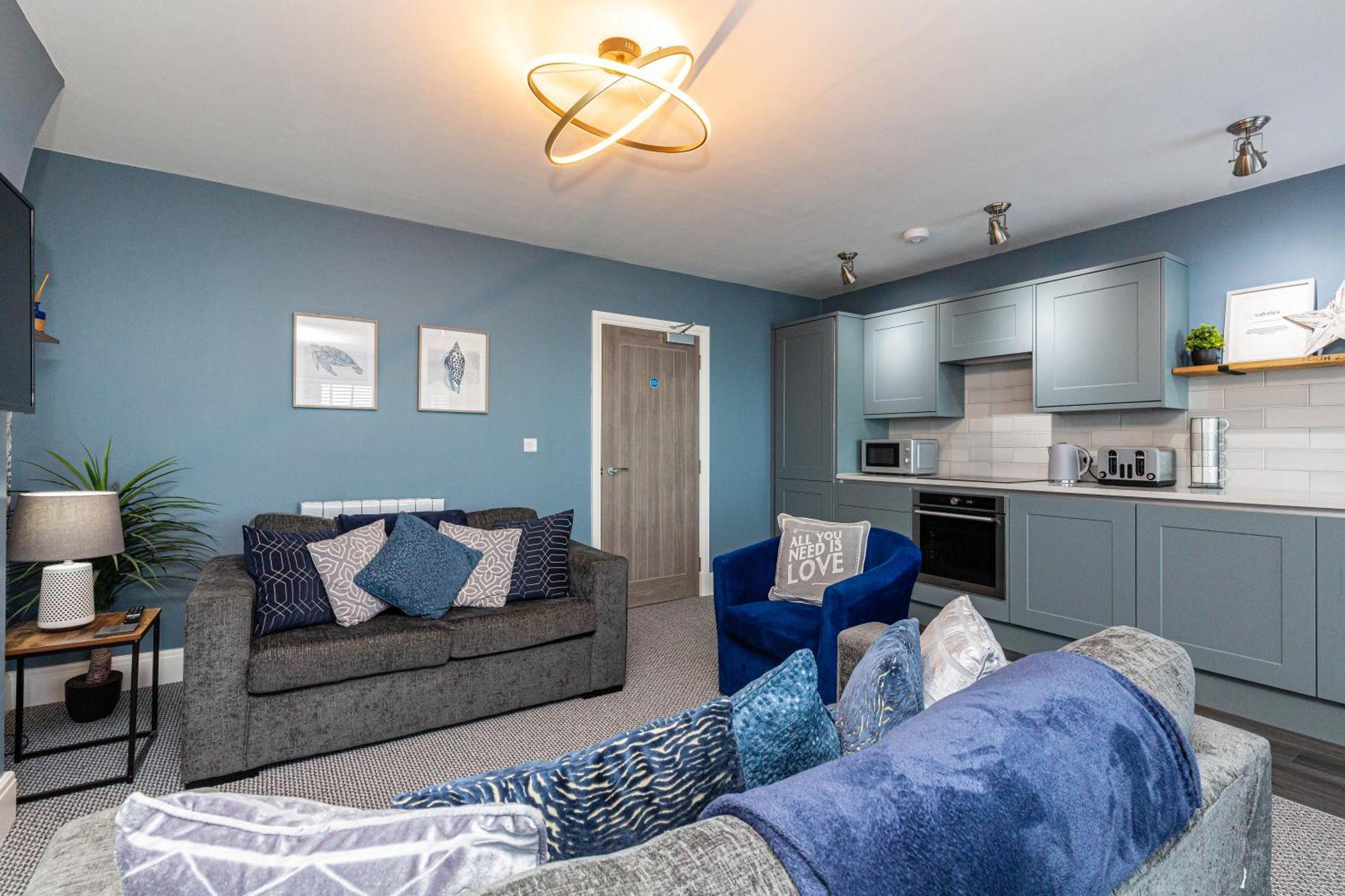 Seafront Apartment - Sleeps 6 - Gateway To The Lake District - Brand New Morecambe Buitenkant foto